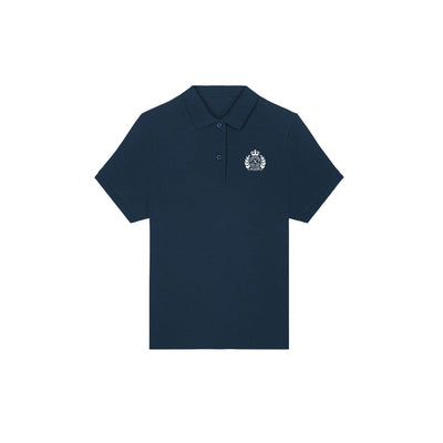 Her polo
